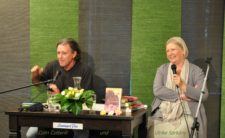 Colin Cotterill und Ulrike Sárkány