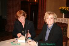 Nina Petri und Karin Slaughter